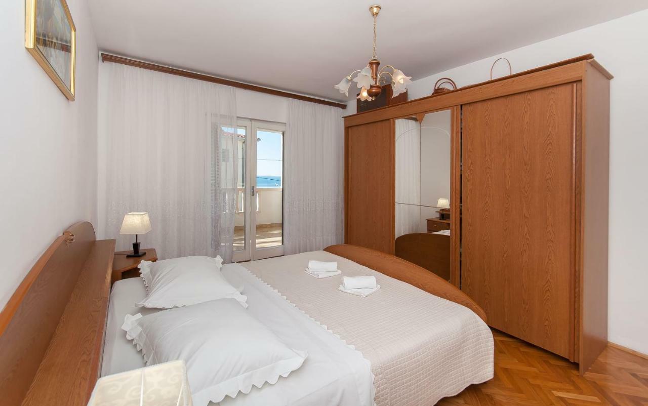 Apartment Ines 奥米什 外观 照片
